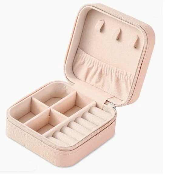 Jewelry Travel Case - Picture 1 of 7